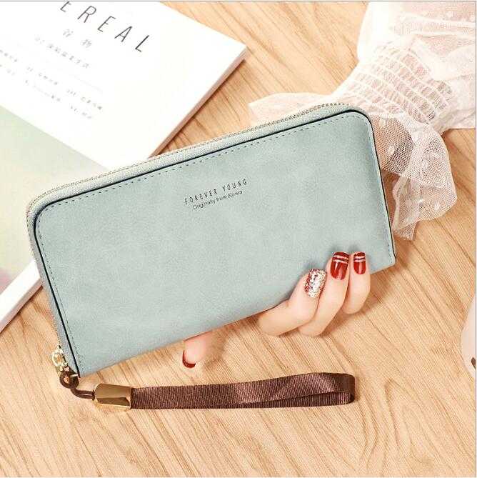 Maude - Vegan Clutch Leather