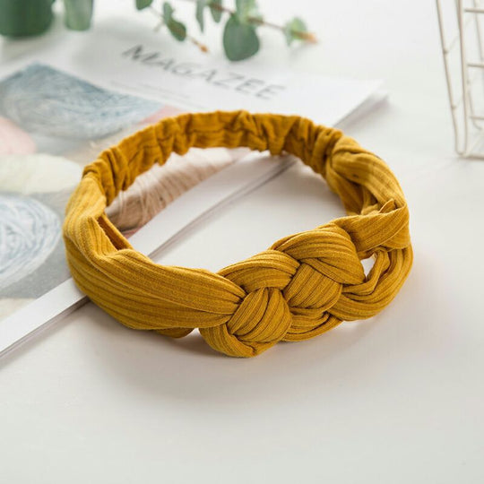 Knitted Chinese knot hair band